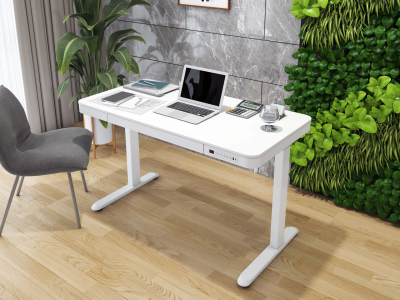 Elektromosan állítható magasságú Okosasztal, 72-122 cm, 4 memóriás, fiókos, USB-A, USB-C, FEHÉR színben