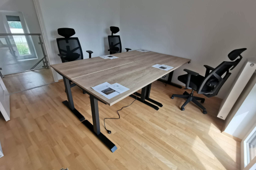 Ergonomikus irodai munkaállomás 2.jpg
